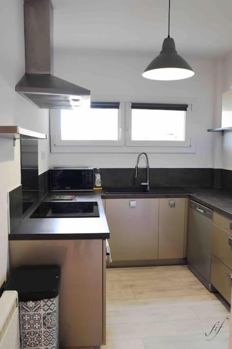 Appartement T2 A Fabregas, Proche Des Sablettes ลาแซน-ซูร์-แมร์ ภายนอก รูปภาพ